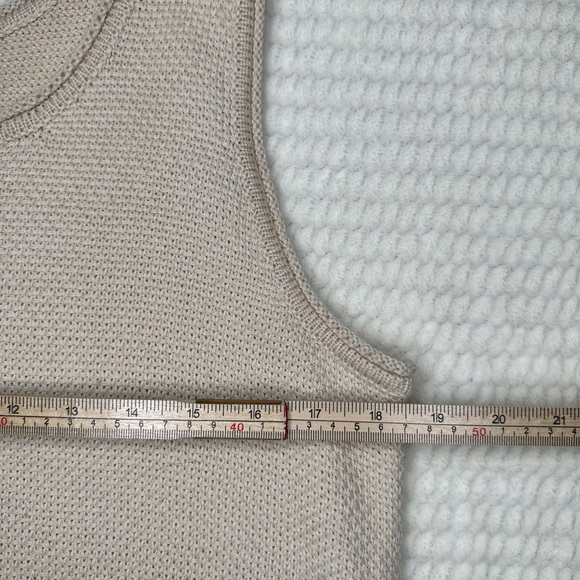 APT 9 Women's sleeveless Beige top black Stripes Fringe Sz M - Picture 6 of 9